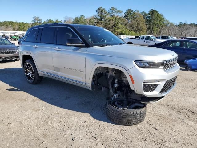 2022 Jeep Grand Cherokee Summit