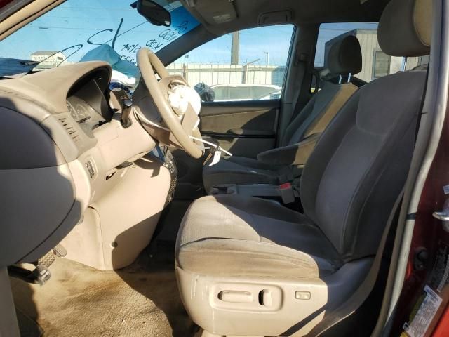 2005 Toyota Sienna CE