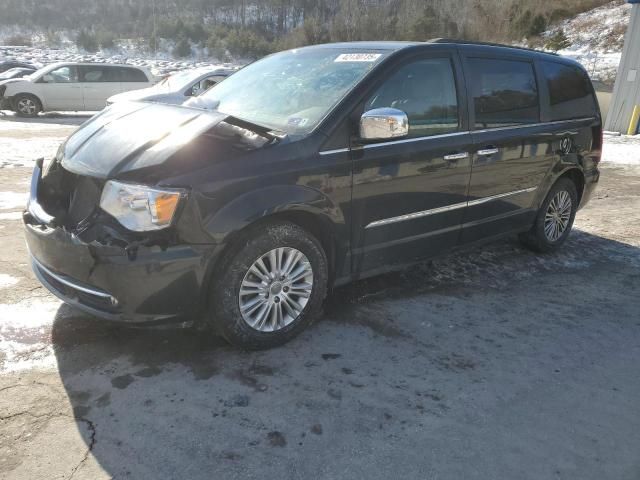 2014 Chrysler Town & Country Touring L