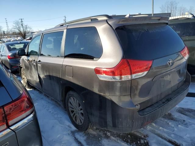 2012 Toyota Sienna XLE