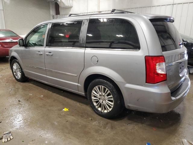 2015 Chrysler Town & Country Touring L