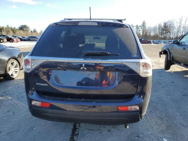 2014 Mitsubishi Outlander SE