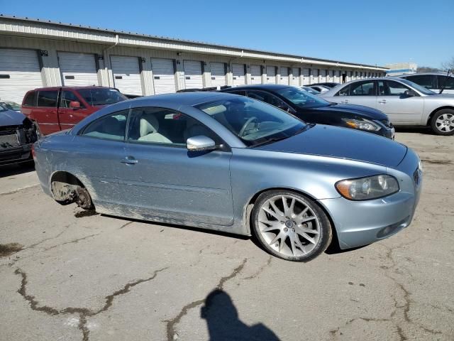 2006 Volvo C70 T5