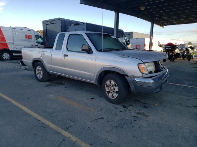 2000 Nissan Frontier King Cab XE