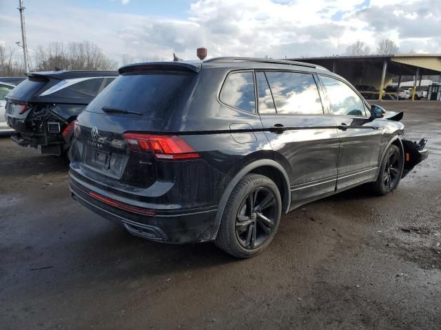 2024 Volkswagen Tiguan SE R-LINE Black