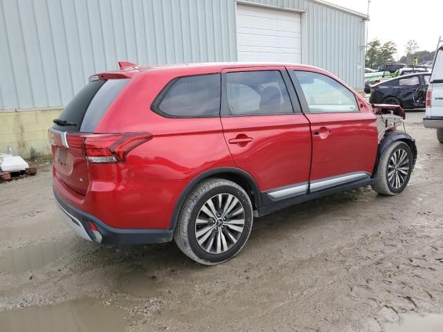 2020 Mitsubishi Outlander SE