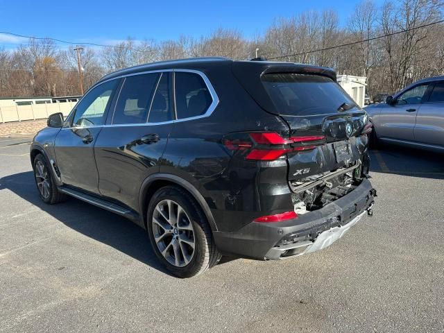 2025 BMW X5 XDRIVE50E