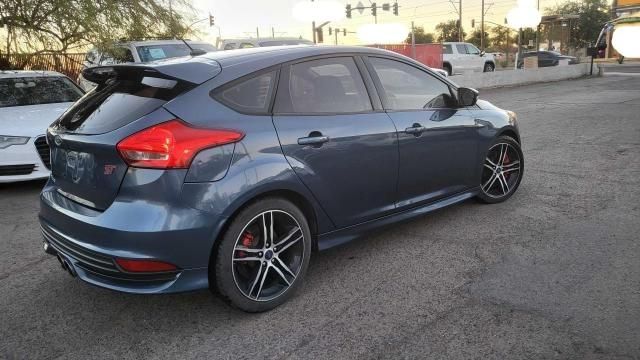 2018 Ford Focus ST