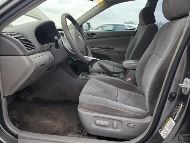 2005 Toyota Camry LE