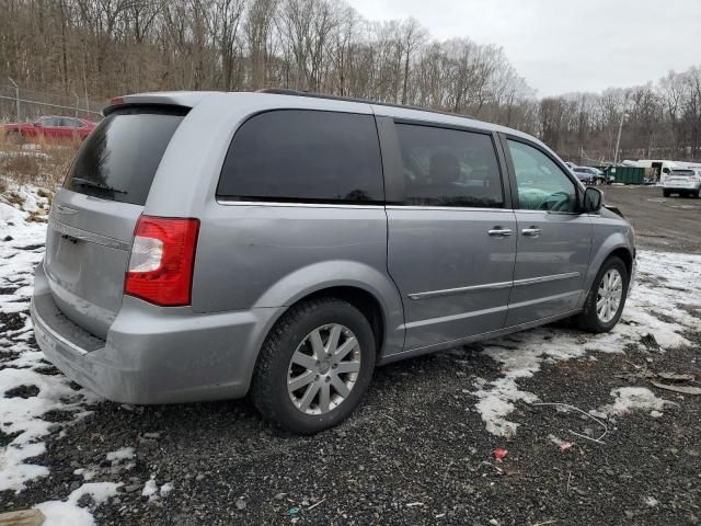 2016 Chrysler Town & Country Touring