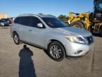 2016 Nissan Pathfinder S