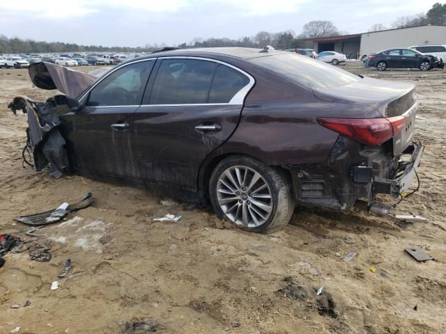 2018 Infiniti Q50 Luxe