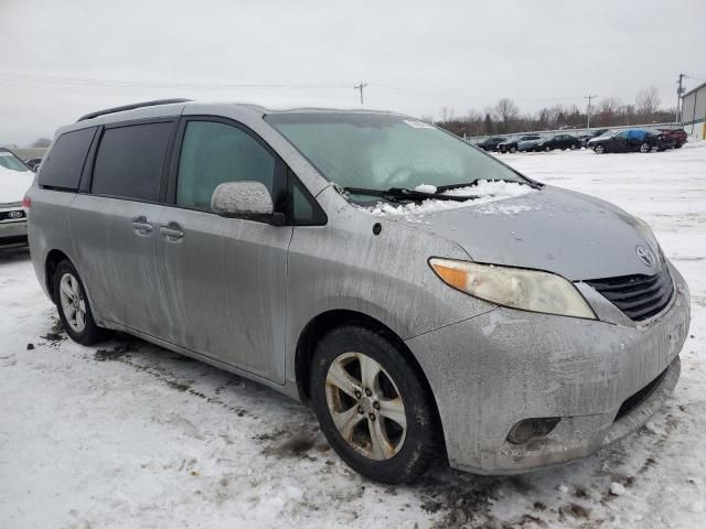 2011 Toyota Sienna LE