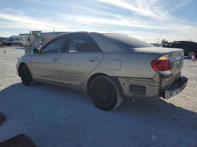 2005 Toyota Camry LE