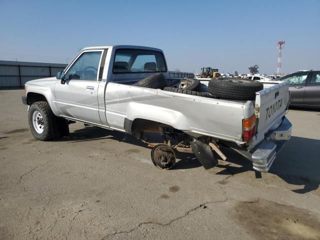 1988 Toyota Pickup RN63 STD