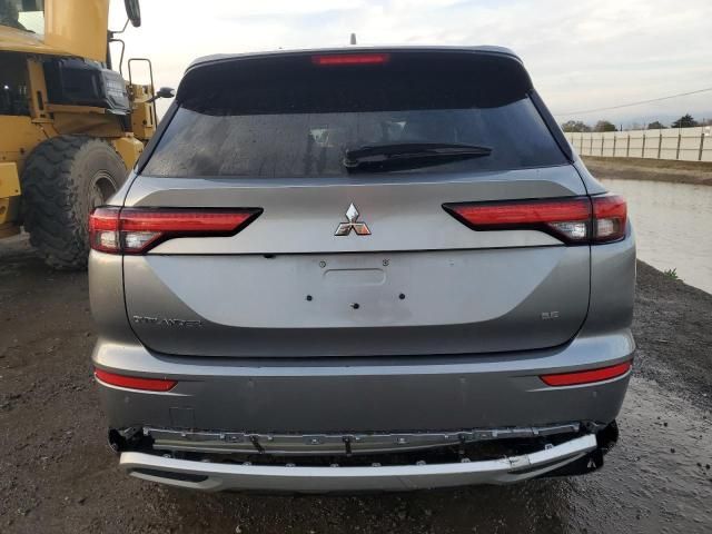 2024 Mitsubishi Outlander SE