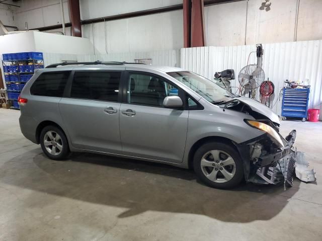 2012 Toyota Sienna LE