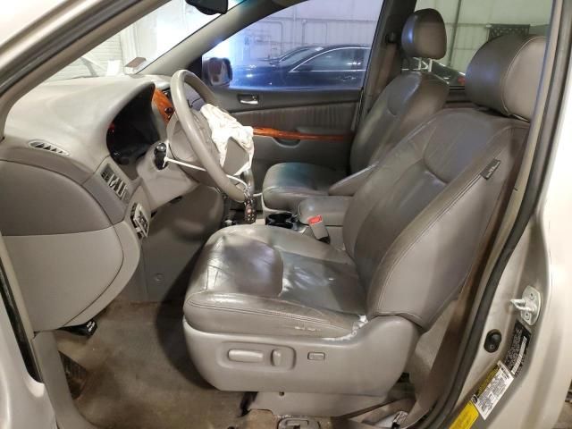 2006 Toyota Sienna XLE