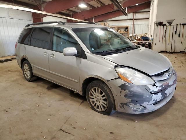 2007 Toyota Sienna XLE