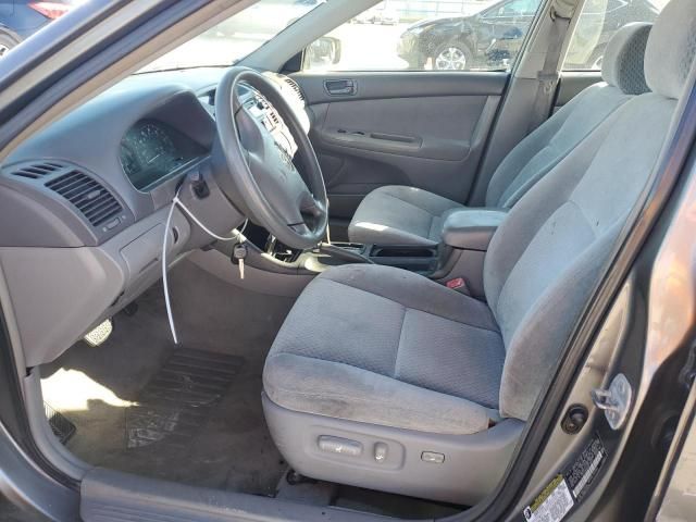 2004 Toyota Camry LE