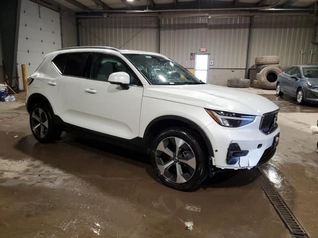 2024 Volvo XC40 Plus