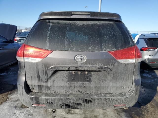 2012 Toyota Sienna LE