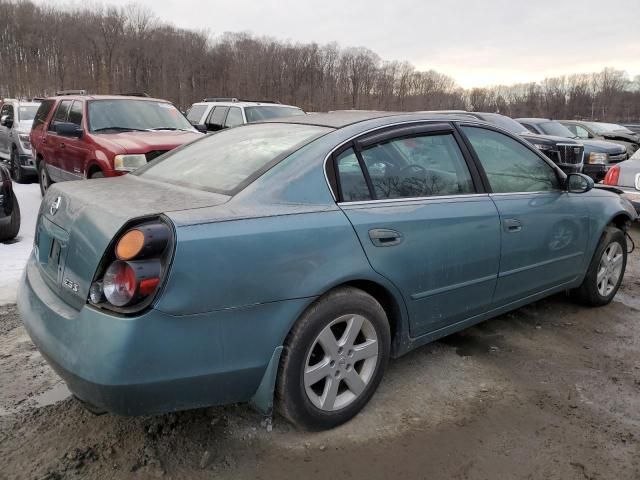 2002 Nissan Altima Base