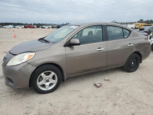 2014 Nissan Versa S