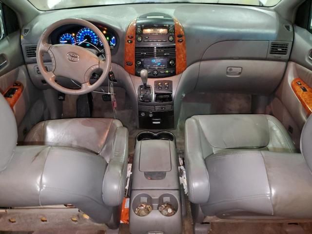 2008 Toyota Sienna XLE