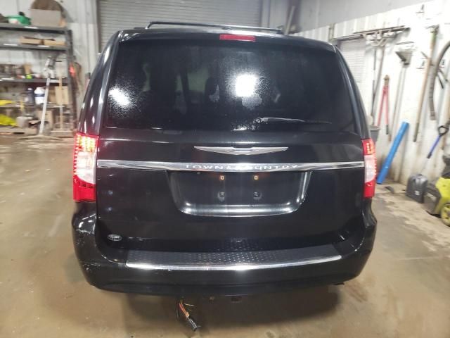 2012 Chrysler Town & Country Touring