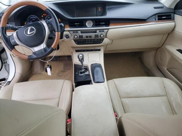 2013 Lexus ES 300H