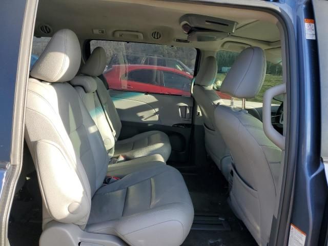 2017 Toyota Sienna XLE