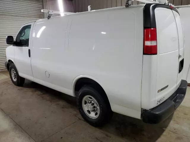 2020 Chevrolet Express G2500