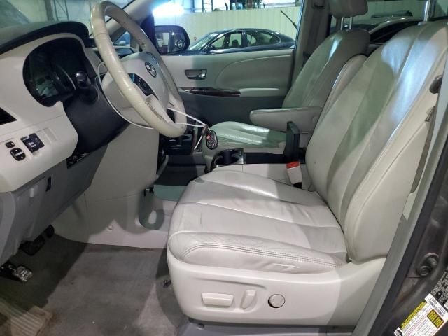 2011 Toyota Sienna XLE