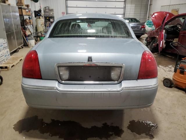 2009 Lincoln Town Car Signature Limited