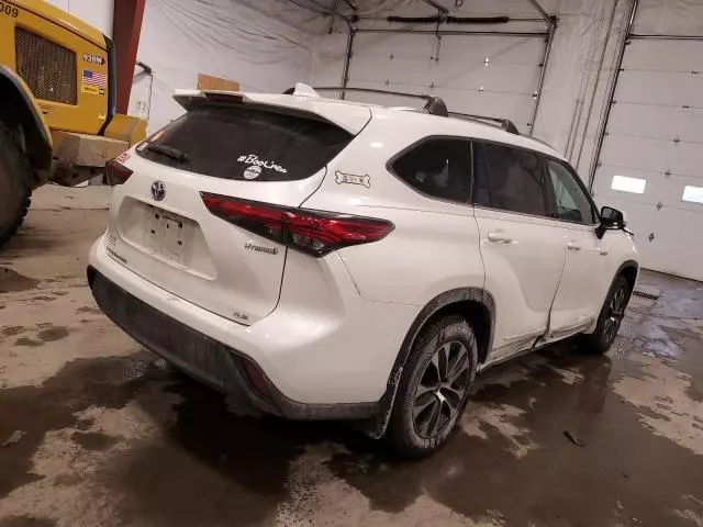 2020 Toyota Highlander Hybrid XLE