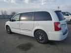 2014 Chrysler Town & Country S