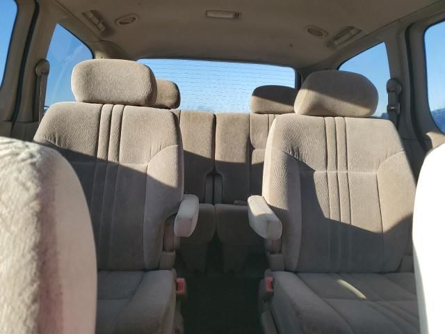 2000 Toyota Sienna LE