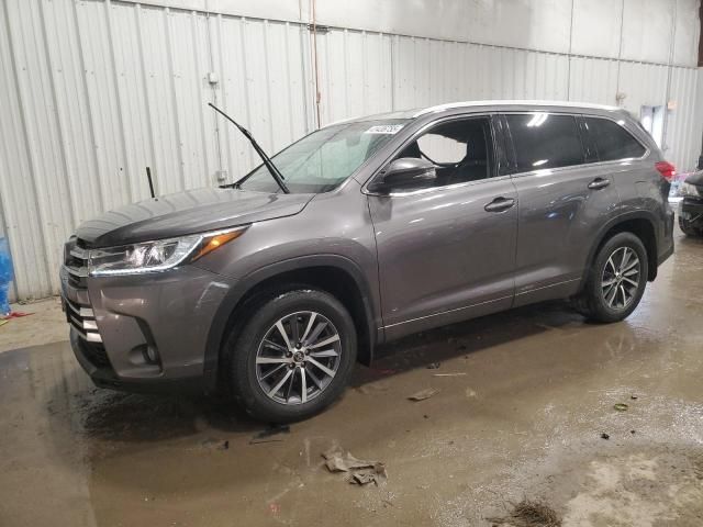 2018 Toyota Highlander SE