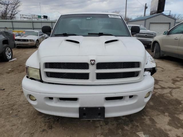 2001 Dodge RAM 1500