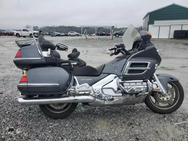 2005 Honda GL1800