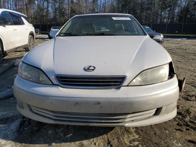 2000 Lexus ES 300