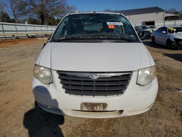 2006 Chrysler Town & Country Touring