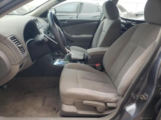 2010 Nissan Altima Base