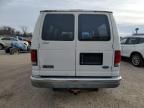 2001 Ford Econoline E350 Super Duty Wagon