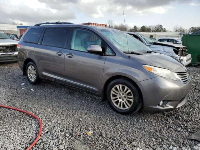 2011 Toyota Sienna XLE