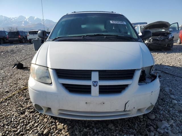 2005 Dodge Grand Caravan SXT