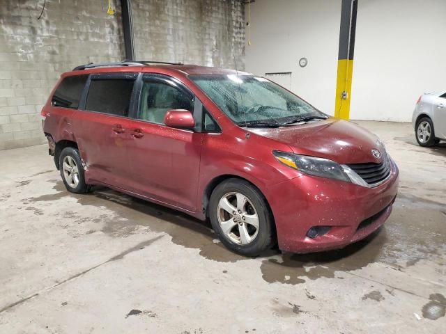 2011 Toyota Sienna LE