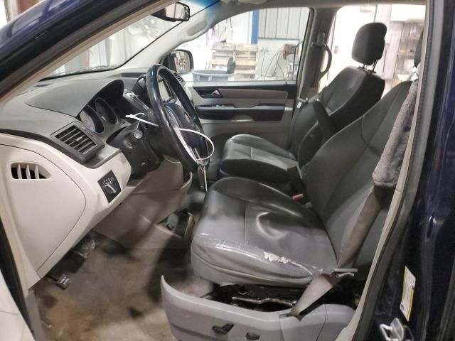 2012 Volkswagen Routan SE