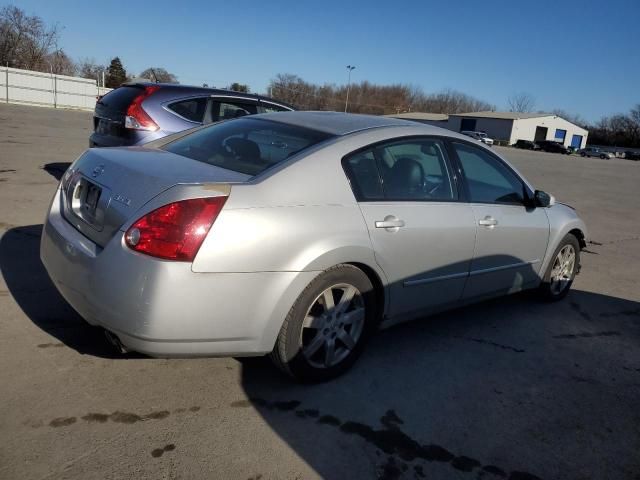 2004 Nissan Maxima SE